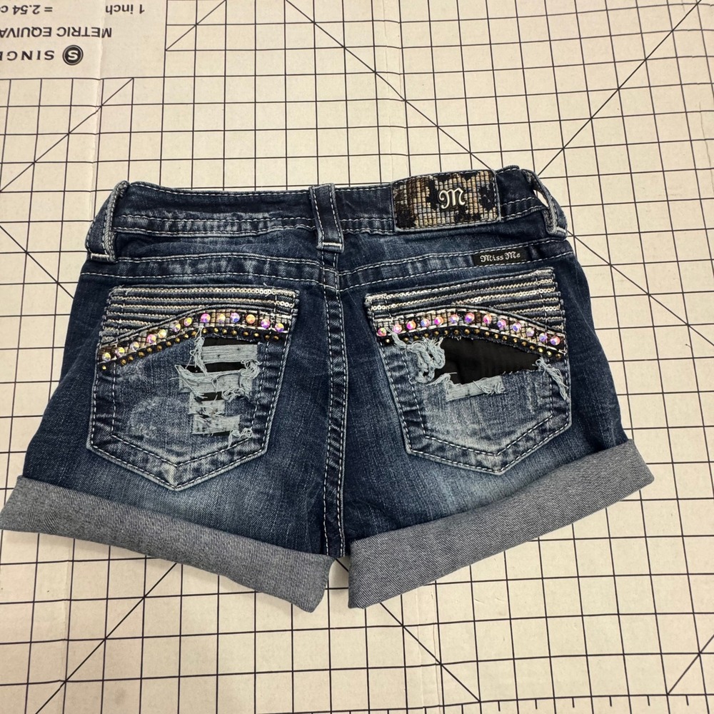 Miss Me Womens Embellished Distressed Denim Shorts Dark Wash Size 26 Low Rise